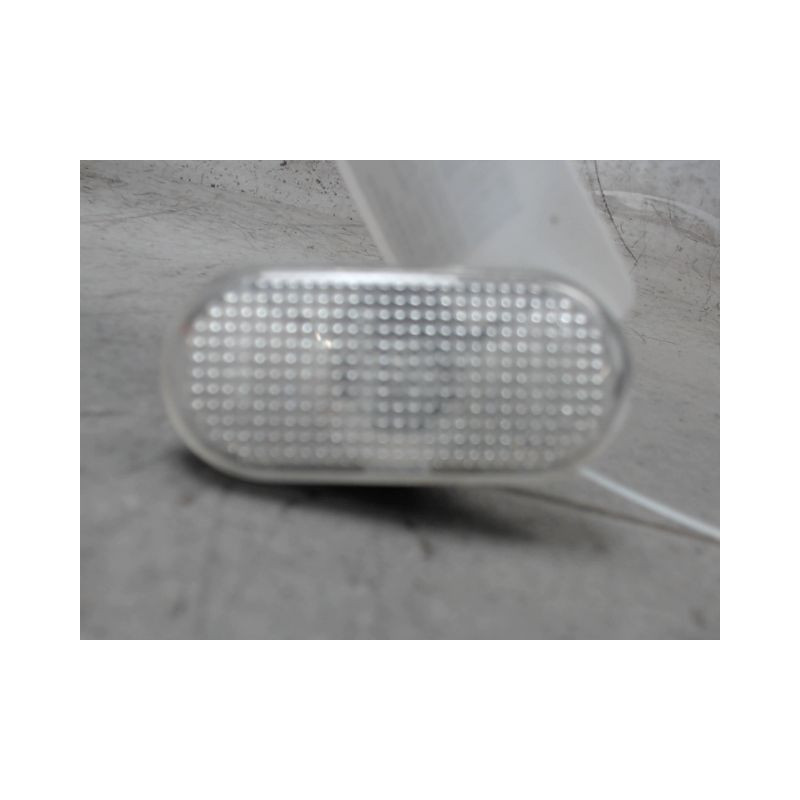 REPETITEUR AILE GAUCHE RENAULT TWINGO 2 2007-