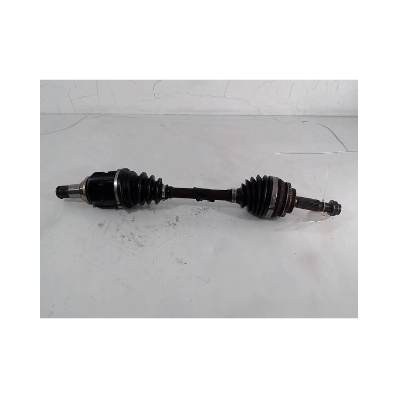 TRANSMISSION AVANT GAUCHE TOYOTA AVENSIS 2003- 2.0 D-4D 