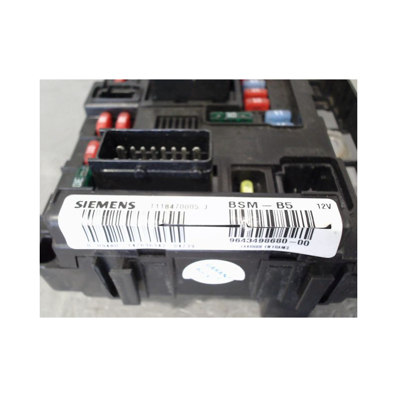 BOITE A FUSIBLES CITROEN C5