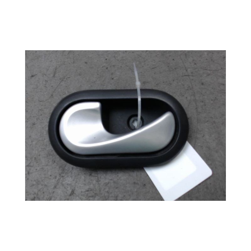 POIGNEE INTERIEURE PORTE AVANT GAUCHE DACIA SANDERO 2008-