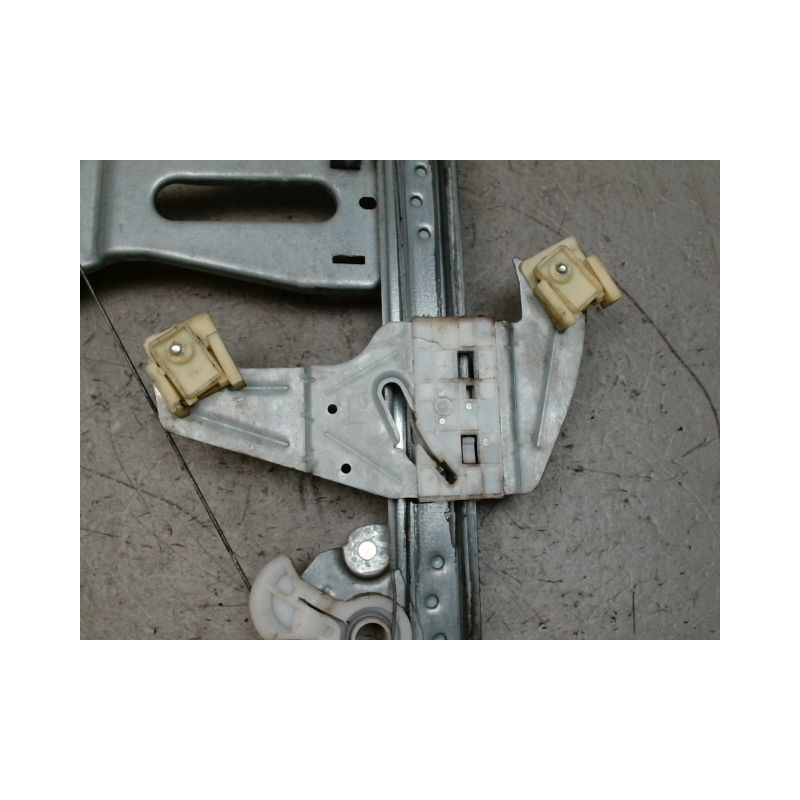 MECANISME LEVE-GLACE AVANT GAUCHE PEUGEOT 107 3P