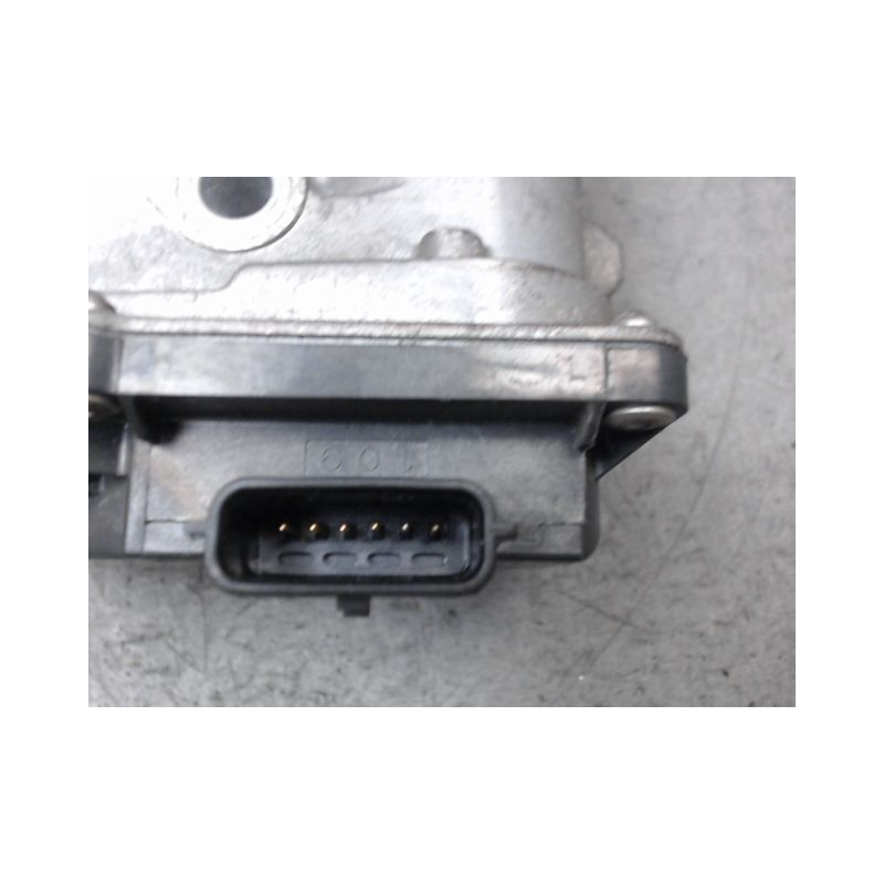 BOITIER PAPILLON RENAULT TWINGO 2 2007-
