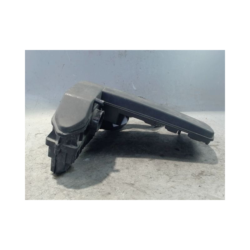 BOITIER FILTRE A AIR RENAULT CLIO IV