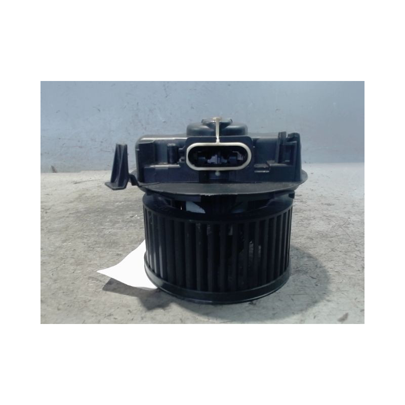MOTEUR VENTILATEUR CHAUFFAGE RENAULT TWINGO 2 2010-
