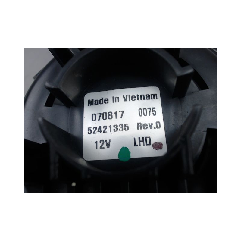 MOTEUR VENTILATEUR CHAUFFAGE OPEL ASTRA