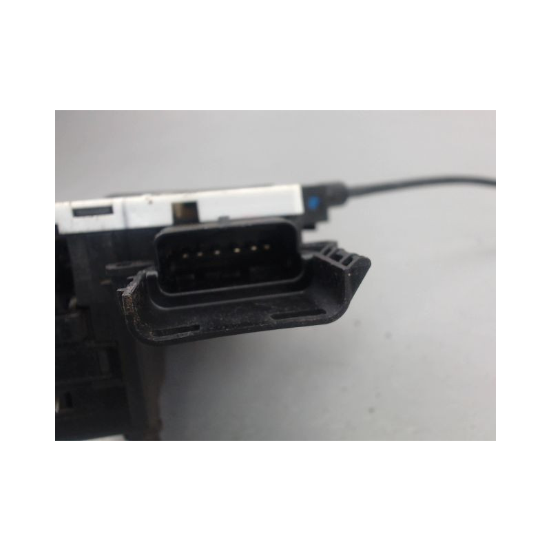 SYSTEME CONDAMNATION AVANT GAUCHE CITROEN C3