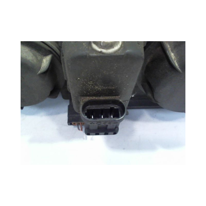 PHARE DROIT RENAULT LAGUNA II Phase 1 2000-2005