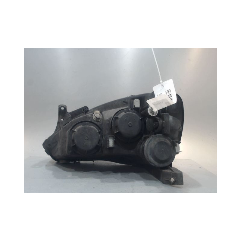 PHARE DROIT OPEL CORSA