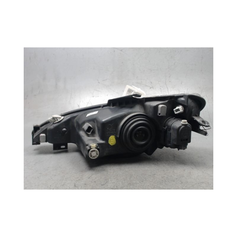 PHARE DROIT PEUGEOT 206 3P