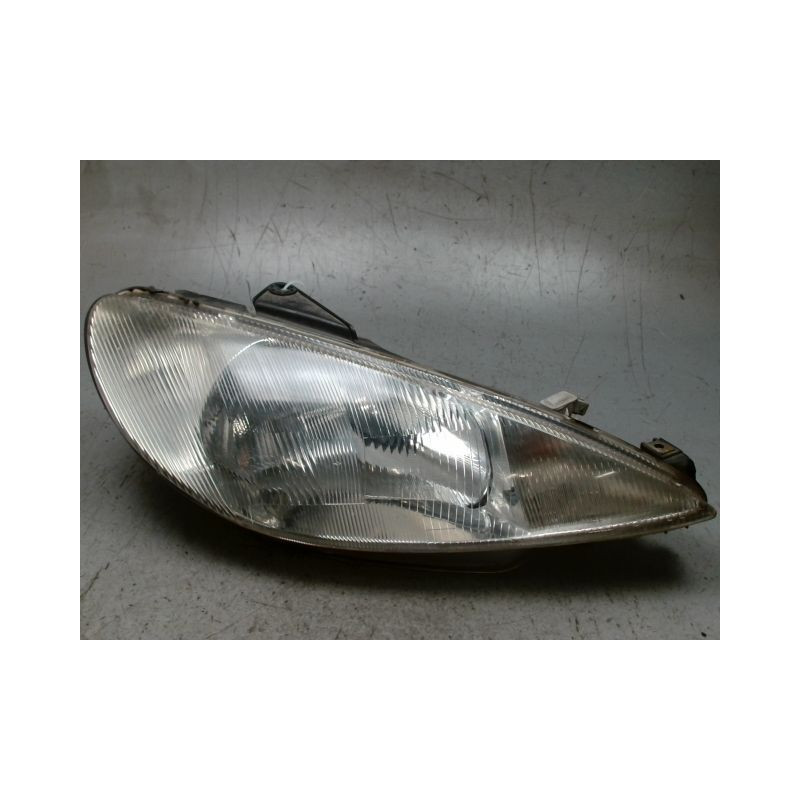 PHARE DROIT PEUGEOT 206 5P