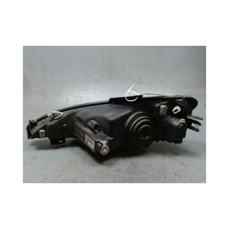 PHARE DROIT PEUGEOT 206 5P