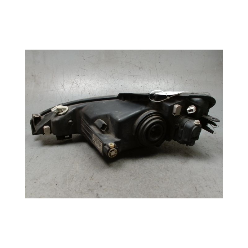 PHARE DROIT PEUGEOT 206 5P