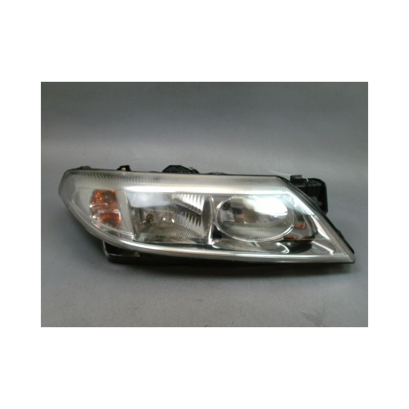 PHARE DROIT RENAULT LAGUNA II Phase 1 2000-2005