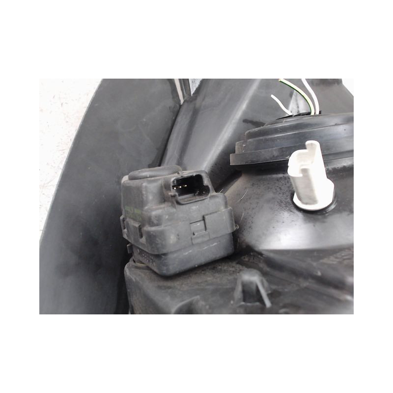 PHARE DROIT CITROEN XSARA