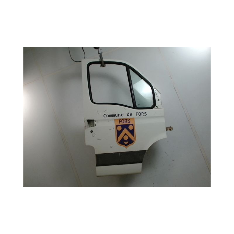 PORTE AVANT DROIT IVECO 35C13