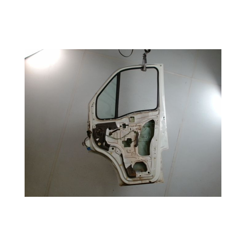 PORTE AVANT DROIT IVECO 35C13