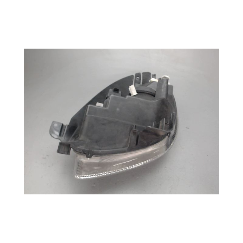 PHARE DROIT CITROEN XSARA