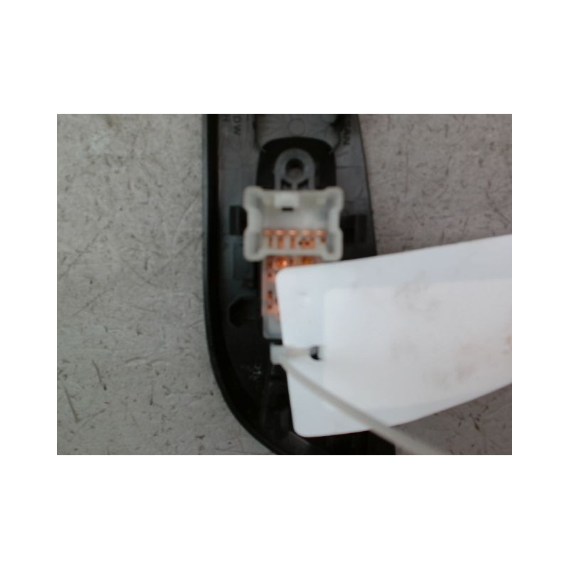 COMMANDE LEVE-GLACE PORTE ARG NISSAN PULSAR