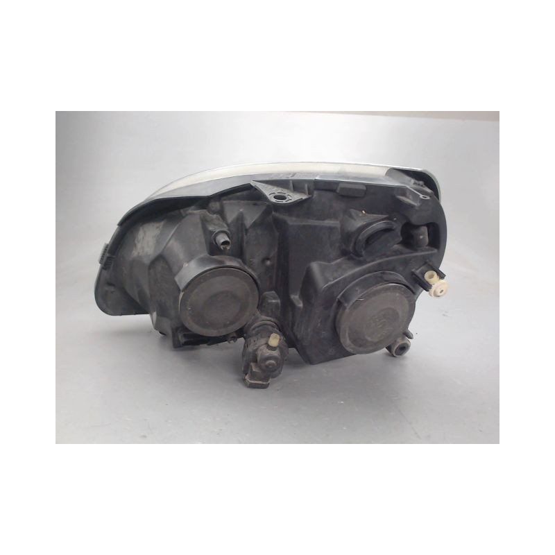 PHARE DROIT RENAULT CLIO