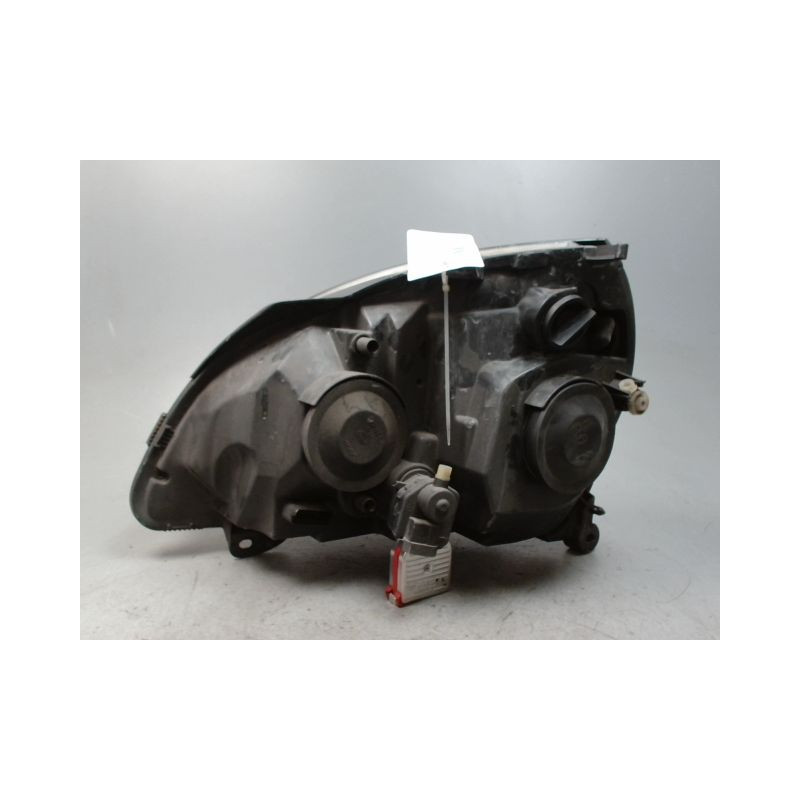 PHARE DROIT RENAULT CLIO