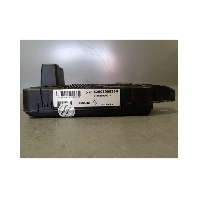 BOITE A FUSIBLES RENAULT MEGANE II PH1 02-05
