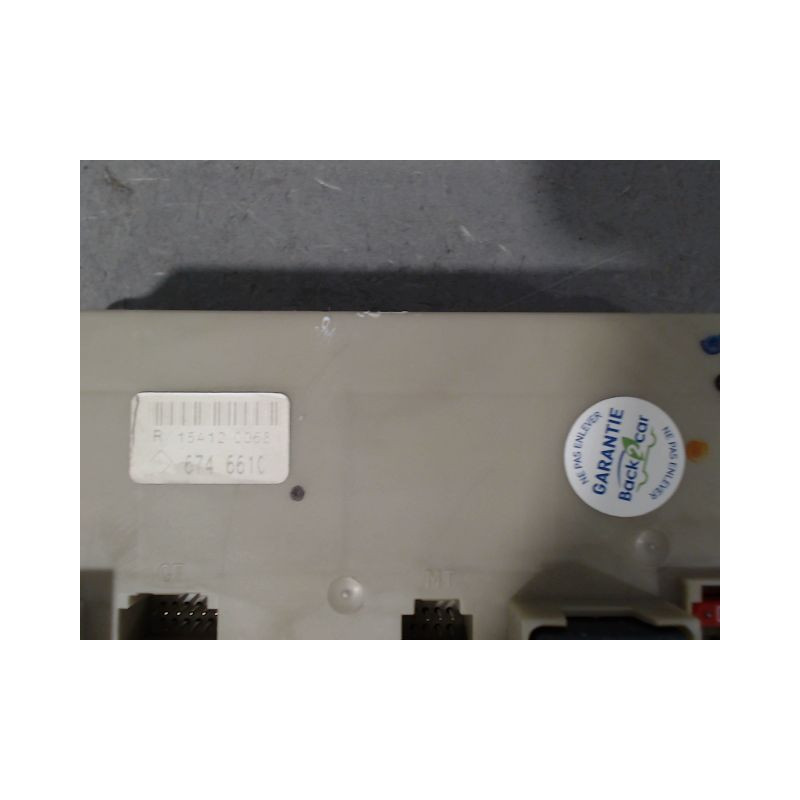 BOITE A FUSIBLES RENAULT CLIO III 2005-