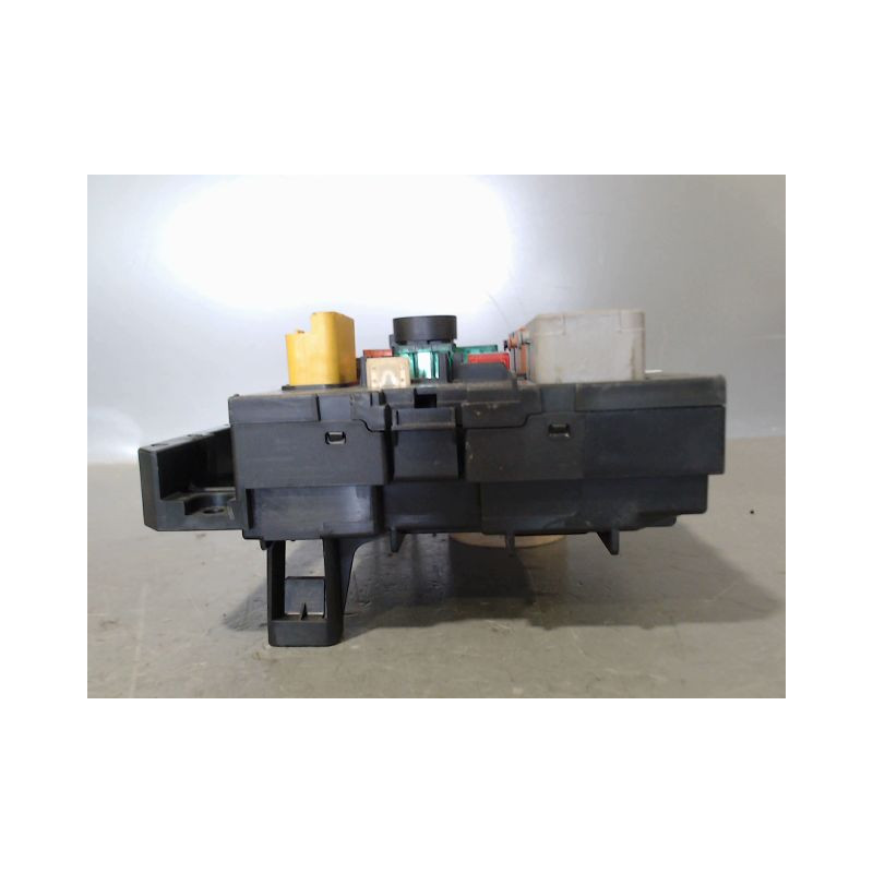 BOITE A FUSIBLES CITROEN C3 2005-