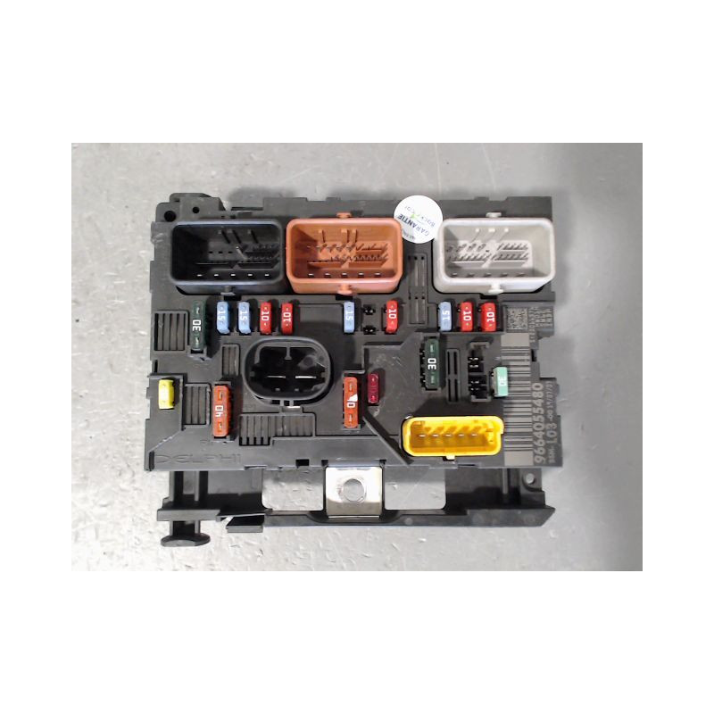 BOITE A FUSIBLES CITROEN C3 2005-