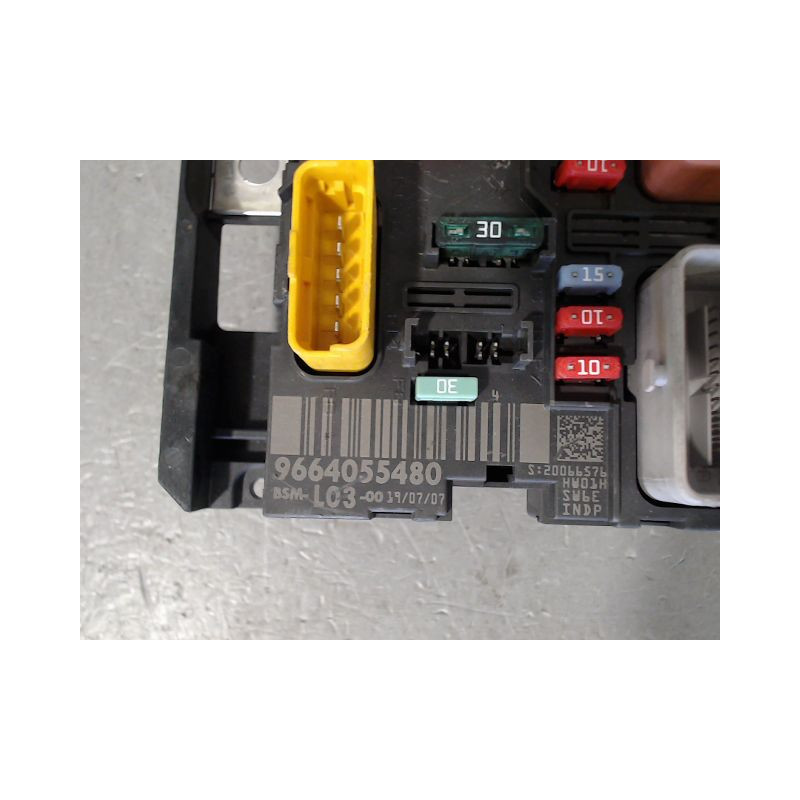 BOITE A FUSIBLES CITROEN C3 2005-