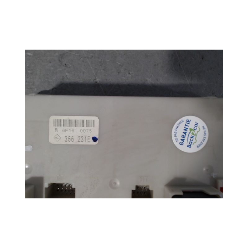 BOITE A FUSIBLES RENAULT CLIO III 2005-