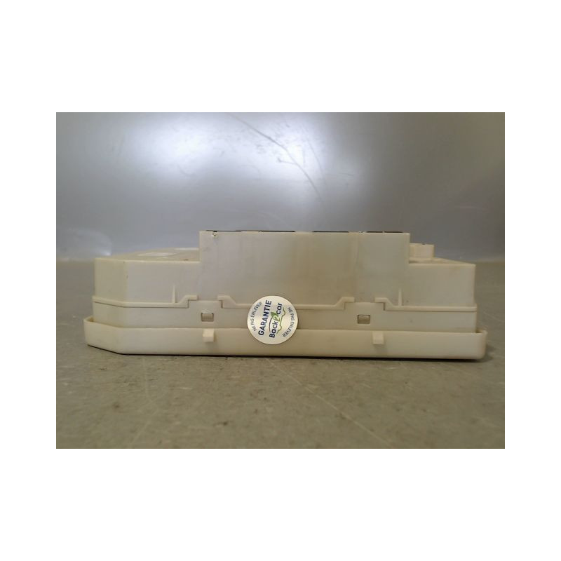 BOITE A FUSIBLES RENAULT CLIO III 2005-