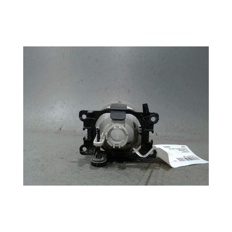 PHARE ANTIBROUILLARD AVANT GAUCHE PEUGEOT 208