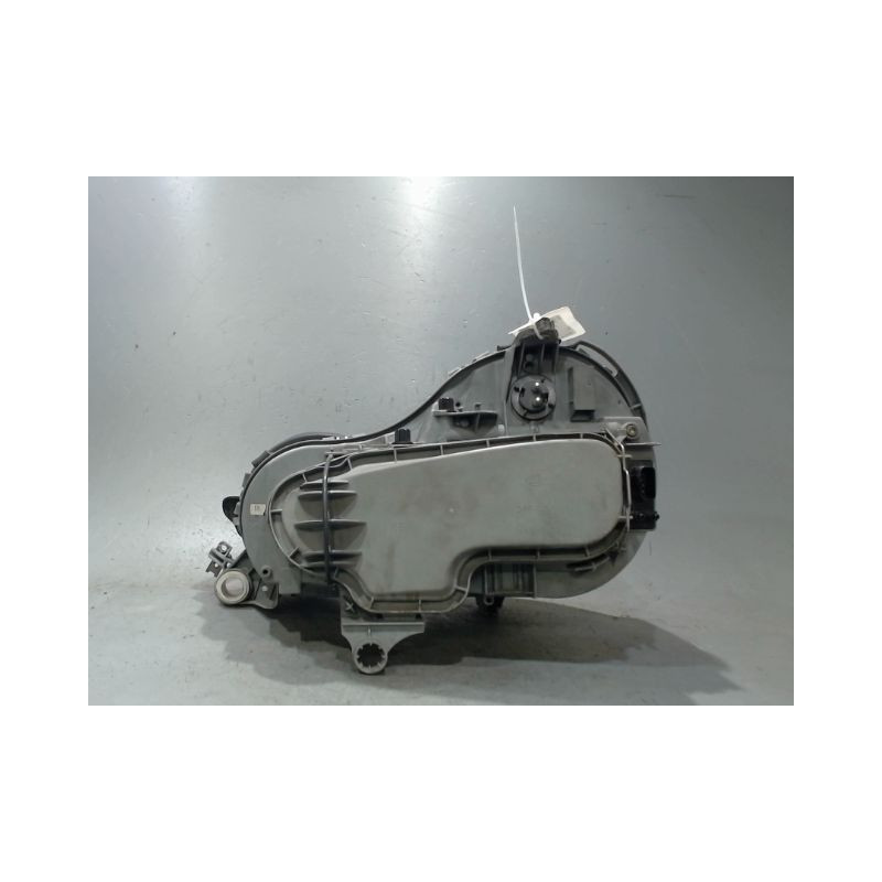PHARE DROIT MERCEDES E220