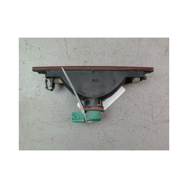 FEU BROUILLARD CENTRAL ARRIERE NISSAN NOTE I Phase 1 2006-2009