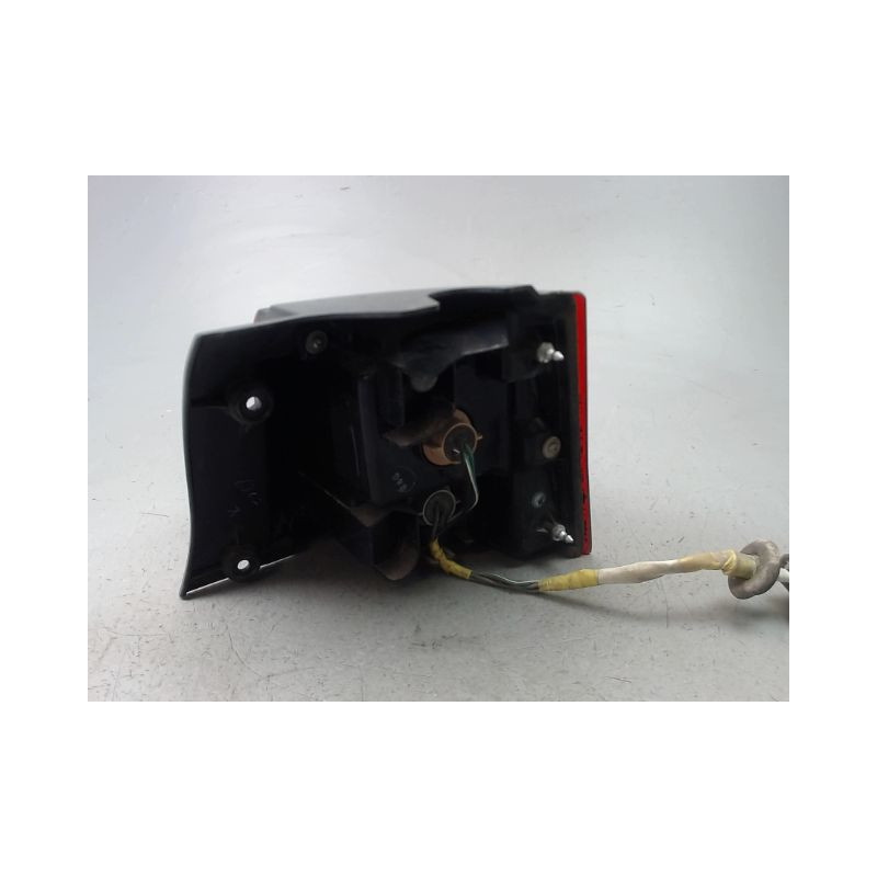 FEU ARRIERE GAUCHE  PEUGEOT 4007 BREAK 2007-2013