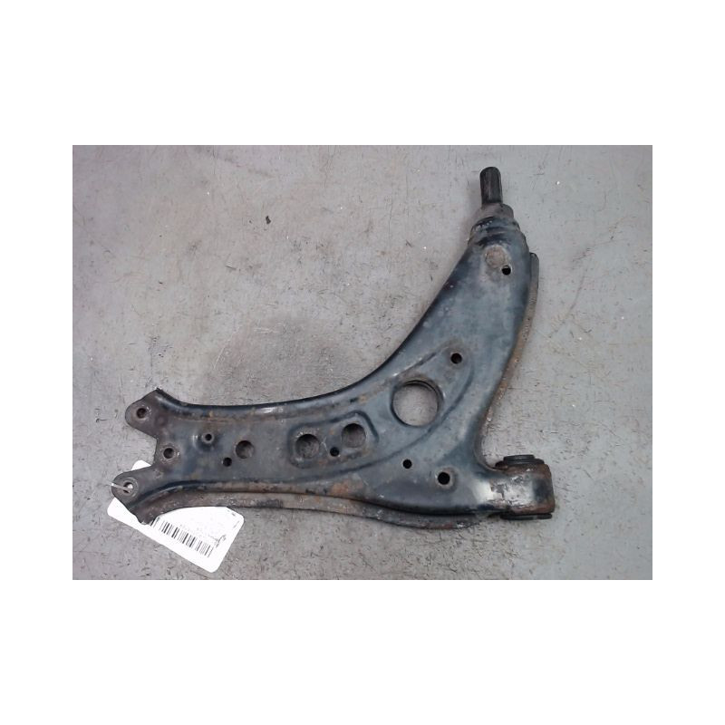 TRIANGLE INFERIEUR AVANT GAUCHE SKODA ROOMSTER