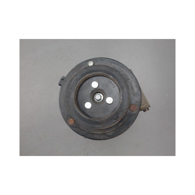 COMPRESSEUR AIR CONDITIONNE FORD B-MAX