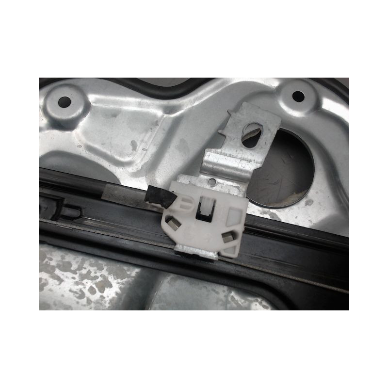 MECANISME LEVE-GLACE AVANT DROIT NISSAN QASHQAI