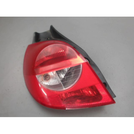 FEU ARRIERE GAUCHE  RENAULT CLIO