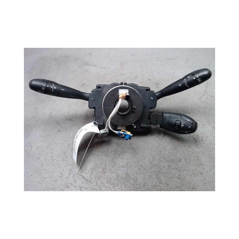 BLOC COMMODOS PEUGEOT 206+ 2009-