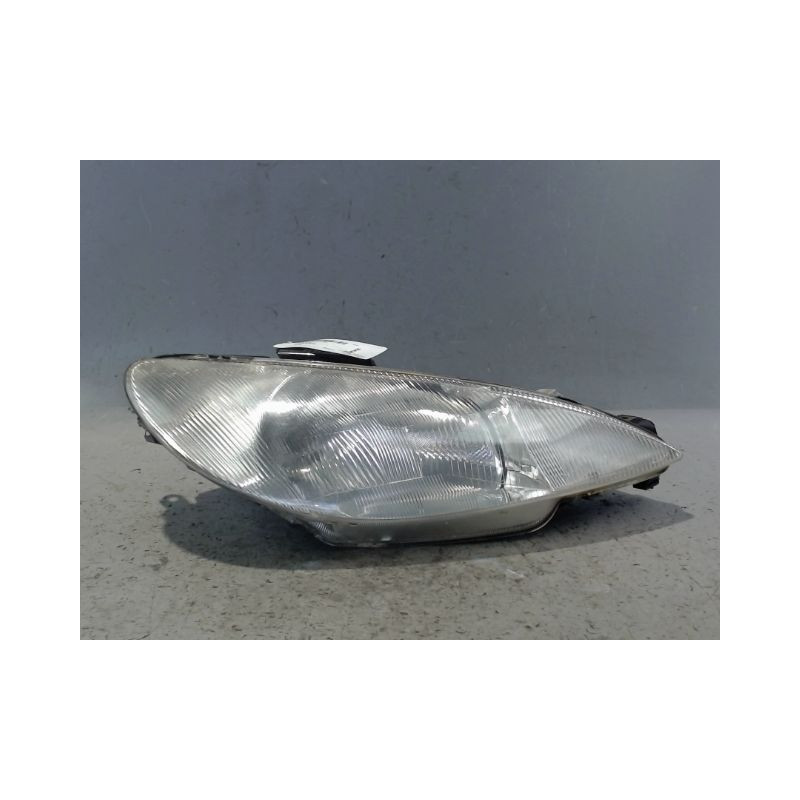 PHARE DROIT PEUGEOT 206 5P