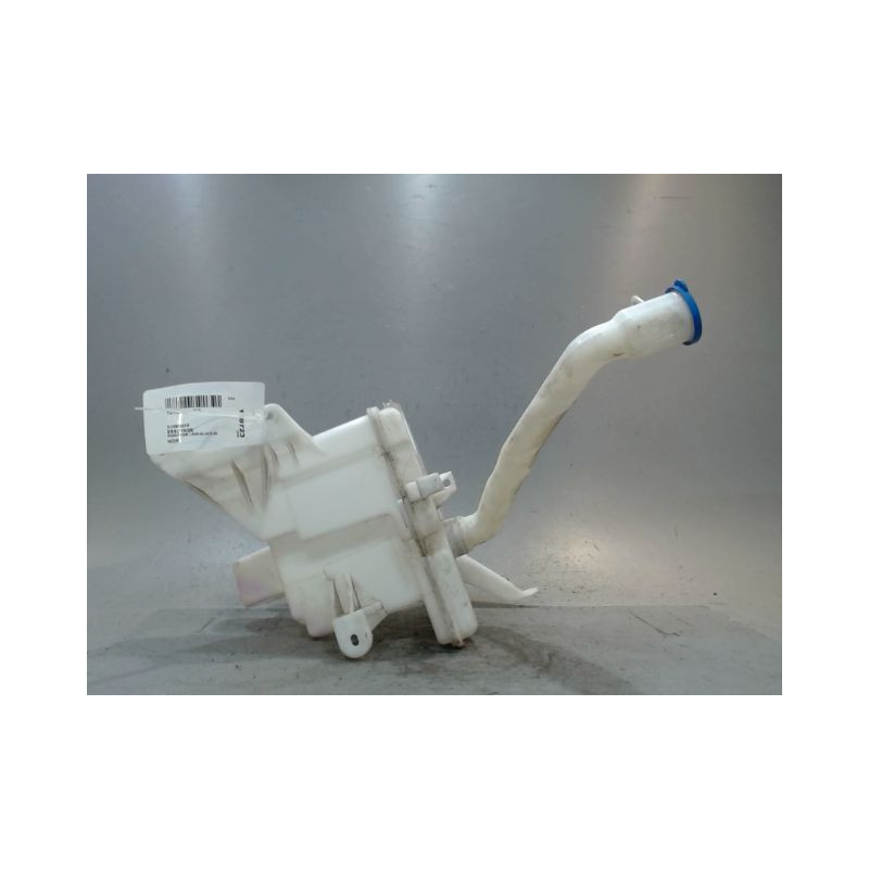 RESERVOIR LAVE-GLACE AVANT TOYOTA AURIS