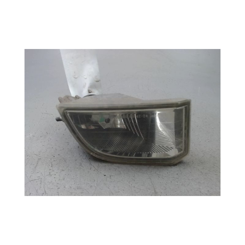 PHARE ANTIBROUILLARD AVANT DROIT TOYOTA RAV4 2000-