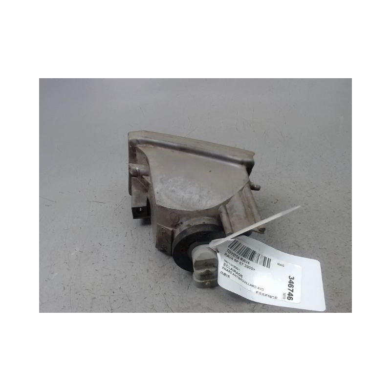 PHARE ANTIBROUILLARD AVANT DROIT TOYOTA RAV4 2000-