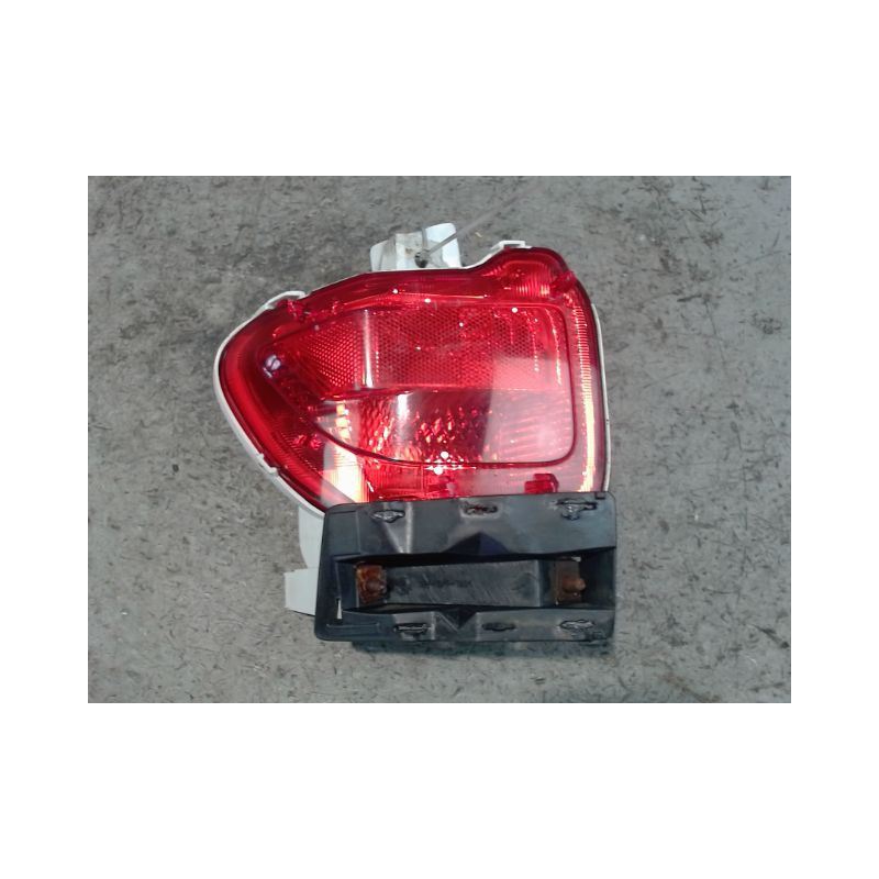FEU BROUILLARD ARRIERE GAUCHE TOYOTA RAV4 2003-