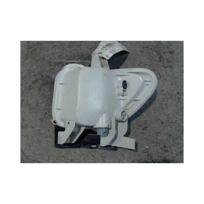 FEU BROUILLARD ARRIERE GAUCHE TOYOTA RAV4 2003-