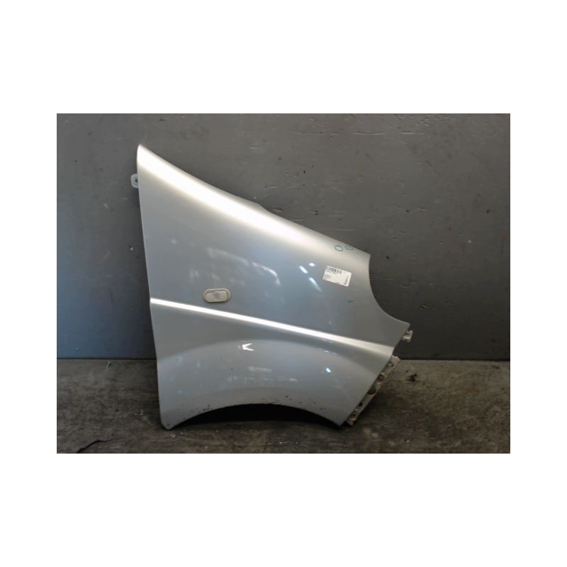 AILE AVANT DROIT RENAULT TRAFIC
