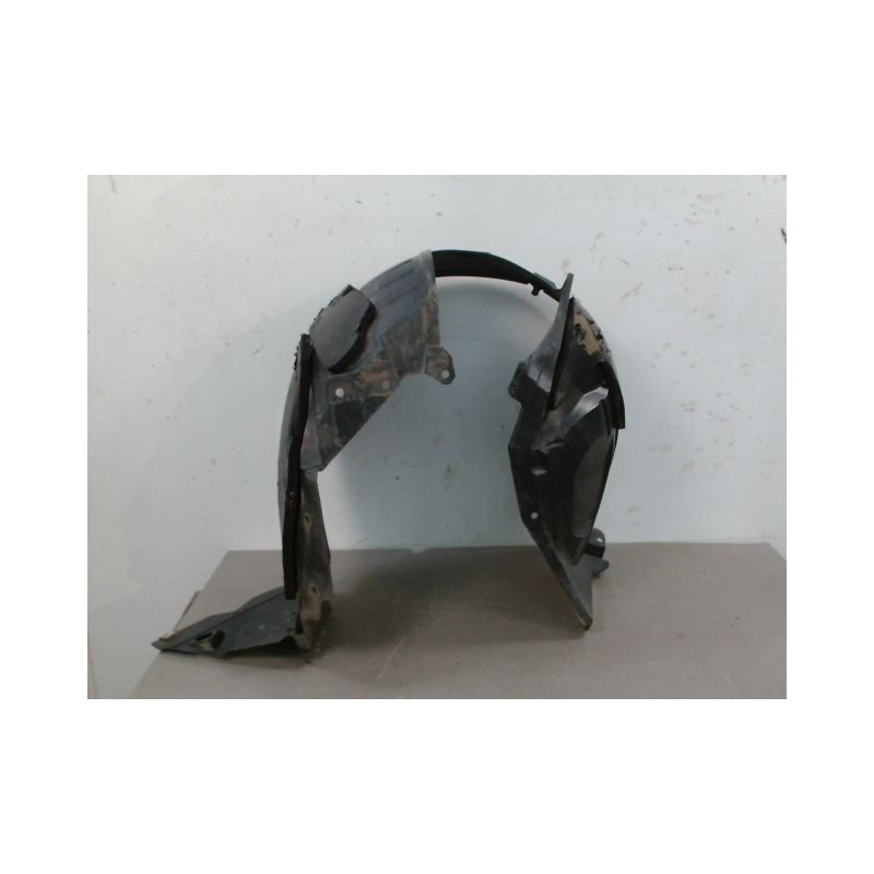 PARE-BOUE AVANT DROIT NISSAN QASHQAI