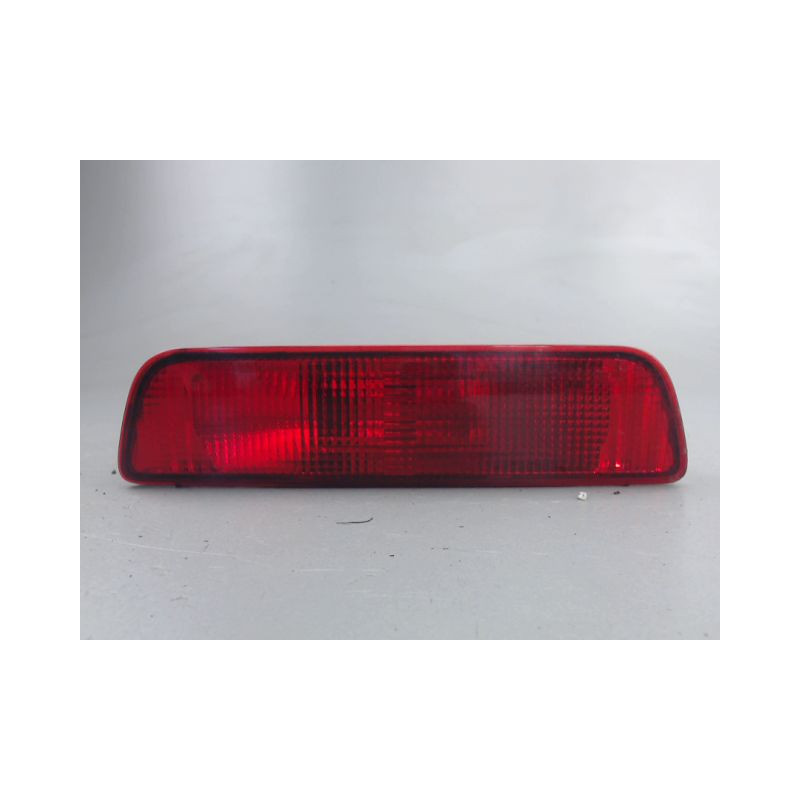 FEU BROUILLARD CENTRAL ARRIERE NISSAN MICRA