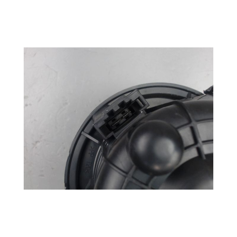 MOTEUR VENTILATEUR CHAUFFAGE CITROEN DS3